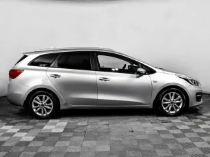 Kia  4