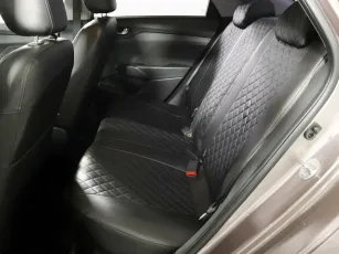 Hyundai  10
