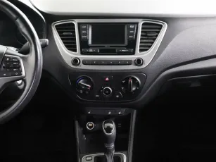 Hyundai  8