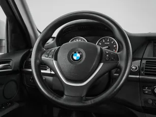 BMW  10