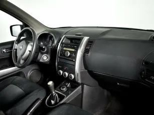 Nissan  7