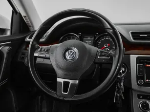 Volkswagen  10