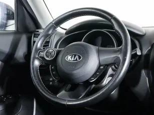 Kia  13