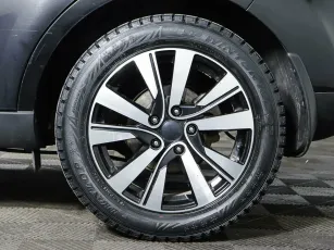 Kia  9