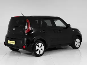 Kia  6