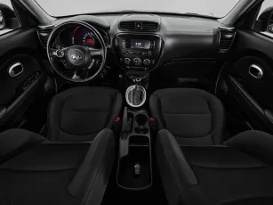 Kia  8