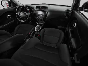 Kia  9