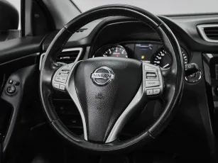 Nissan  11