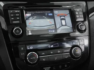 Nissan  19