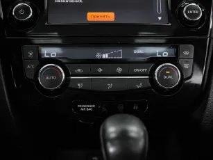 Nissan  20