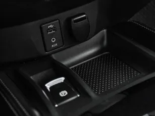 Nissan  21