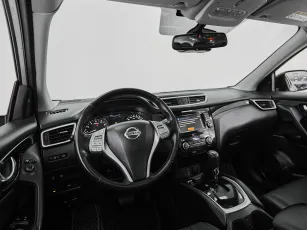 Nissan  7