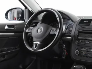 Volkswagen  10