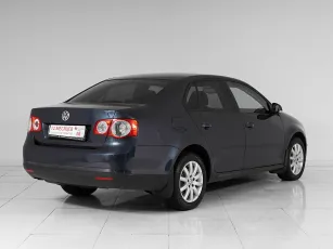 Volkswagen  6