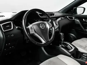 Nissan  11