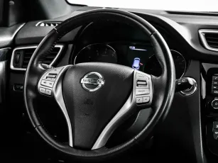 Nissan  12