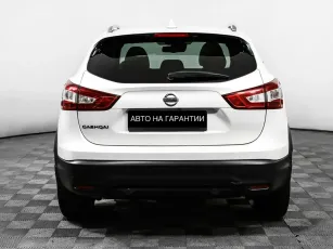 Nissan  6
