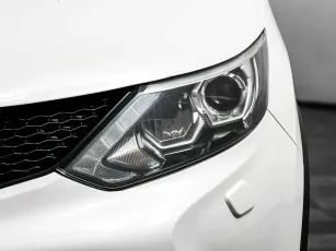 Nissan  7