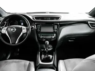 Nissan  9