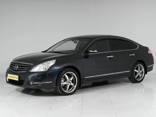 Nissan  1