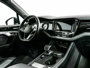 Volkswagen  10