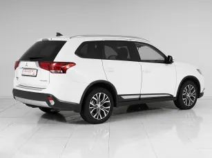 Mitsubishi  5