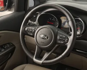 Kia  10