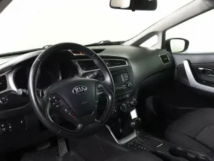 Kia  11