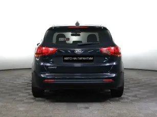 Kia  6