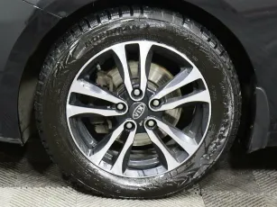 Kia  8