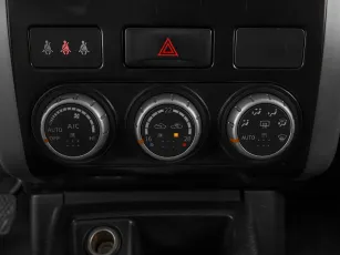 Nissan  17