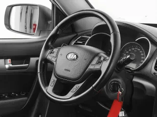 Kia  10