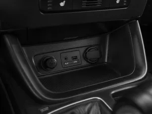 Kia  18