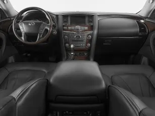Infiniti  9
