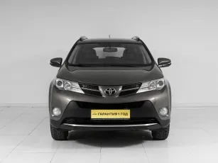 Toyota  2
