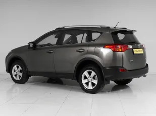 Toyota  4