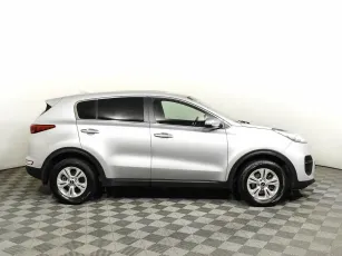 Kia  4