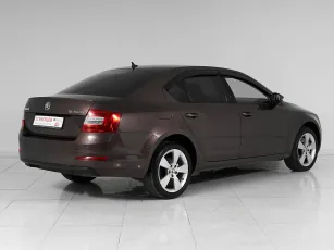 Skoda  6