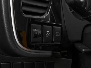Mitsubishi  13