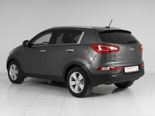 Kia  4