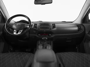 Kia  8