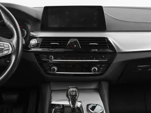 BMW  15