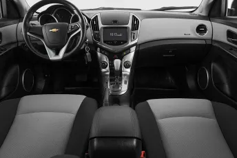 Chevrolet  8
