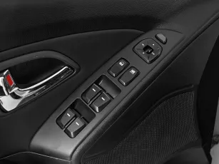 Hyundai  10