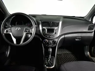Hyundai  8