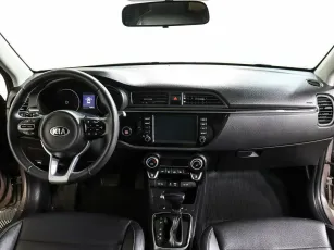 Kia  10