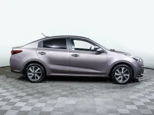 Kia  4