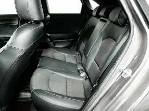 Kia  12