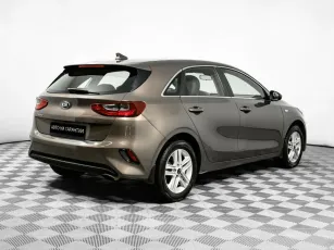 Kia  5