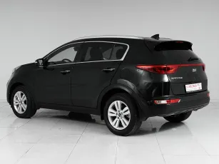 Kia  4